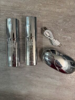 ZIIP Halo Microcurrent Facial Toning Tool Bundle